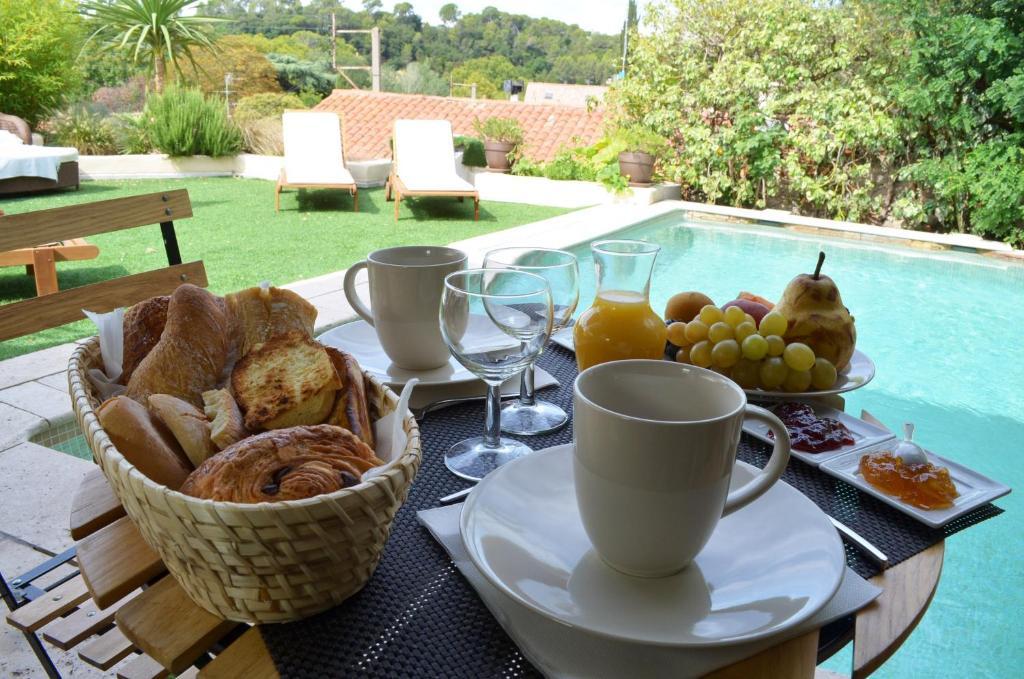 Les Terrasses De Castelnau Bed & Breakfast Exterior photo